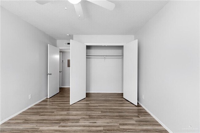 Building Photo - 2425 Barnard Rd