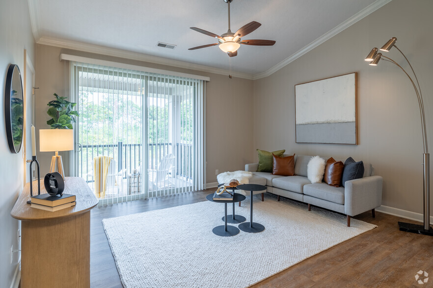 2BD, 2BA - 1,040-1,129SF - Reserve at Green Luxury Apartments