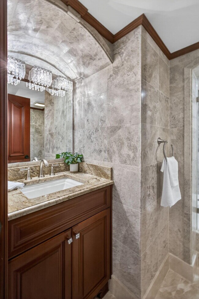 Building Photo - 3400 N Ocean Dr