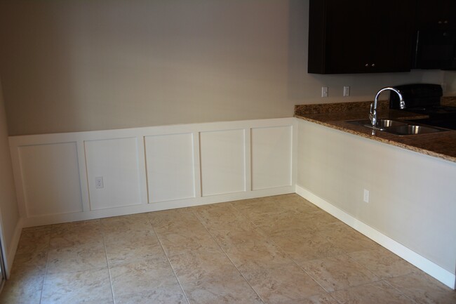 Dining Area - 6250 Windemere Ln