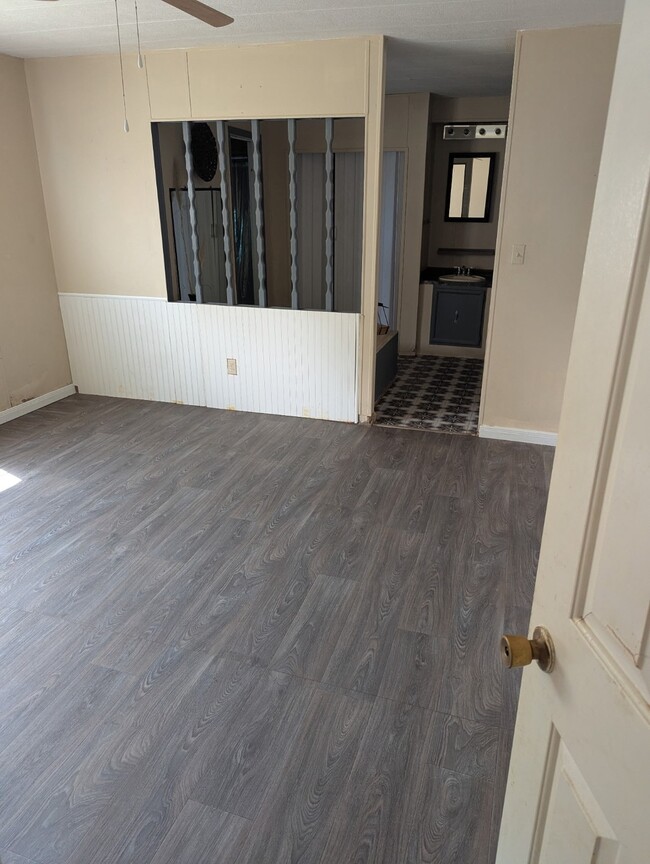 Building Photo - 9605 Ocean Dr