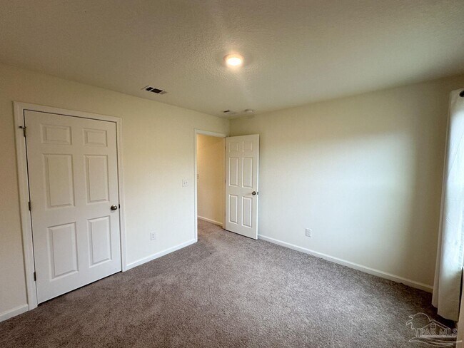 Building Photo - 8727 Schooner Ln