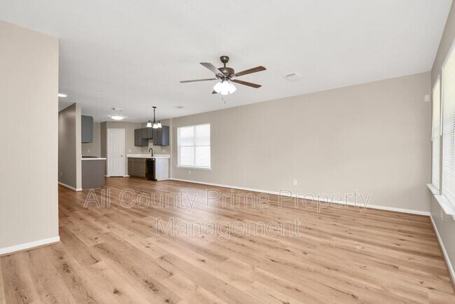 Building Photo - 21910 Willow Shade Ln