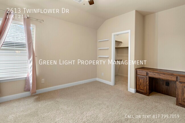 Building Photo - 2613 Twinflower Dr