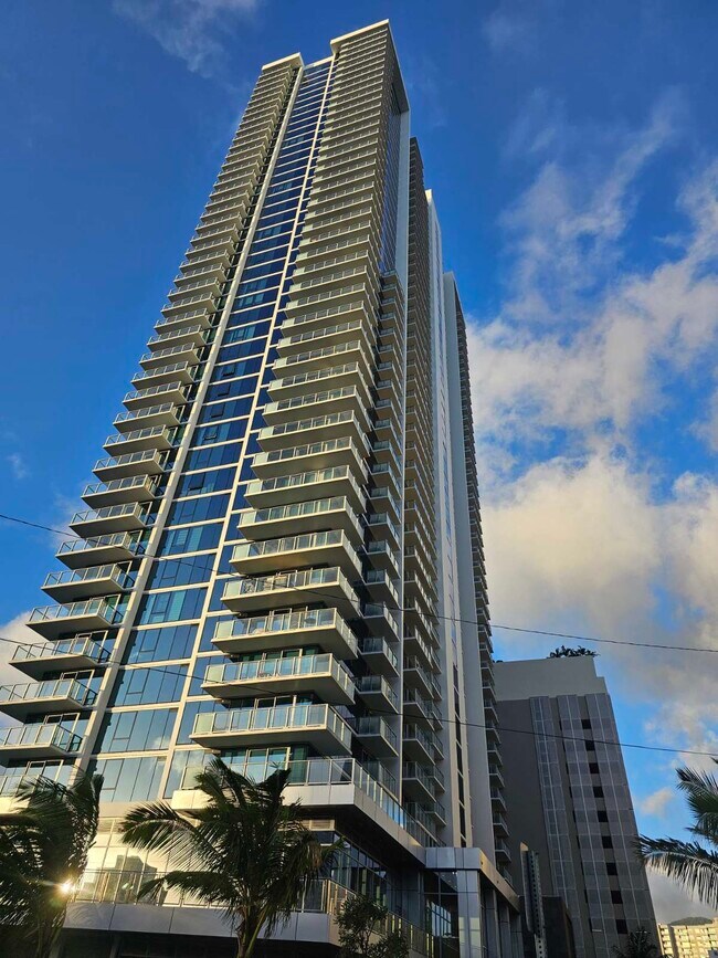 Building Photo - 1500 Rycroft St