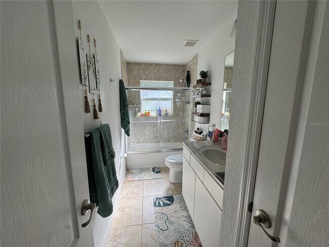 Building Photo - 5906 SW 172nd Loop