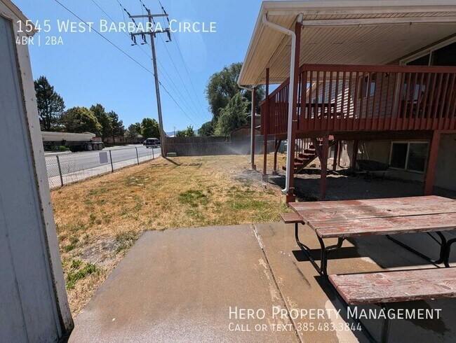 Building Photo - 1545 Barbara Cir