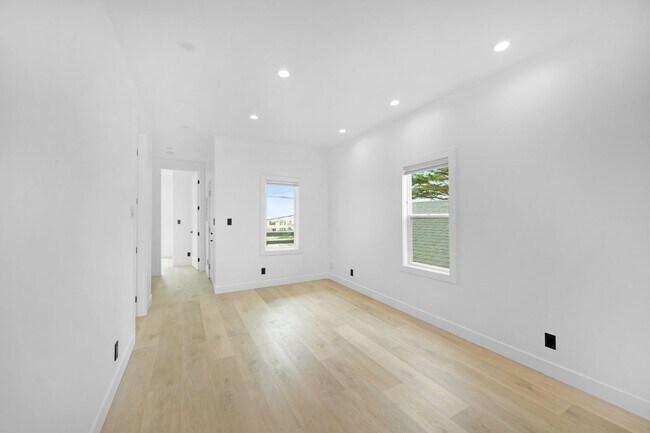 Building Photo - 1386-1388 47th Avenue (1355r)