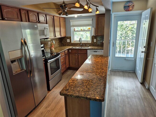 Building Photo - 4939 Floramar Terrace