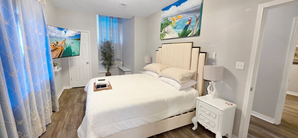 Building Photo - 1805 Irish Hill Dr