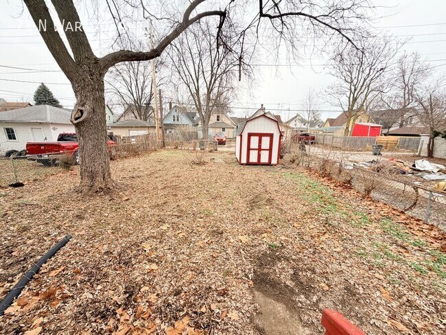 Building Photo - 71 N Warman Ave