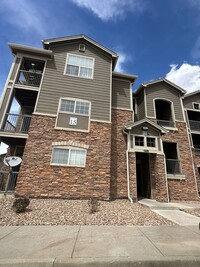 Building Photo - 2 bedroom 2 bathroom Condo in Erie