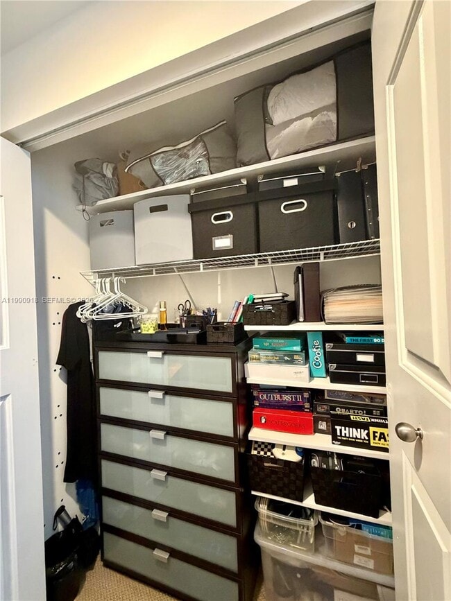 Building Photo - 801 Brickell Key Blvd