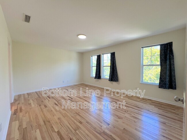 Building Photo - 2602 Impatien Drive