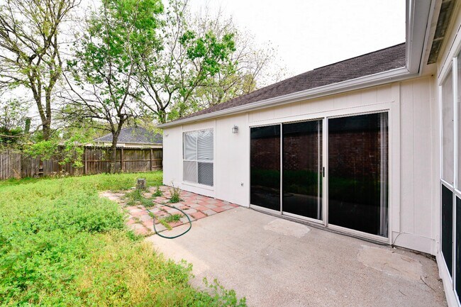 Building Photo - 13114 Careywood Dr