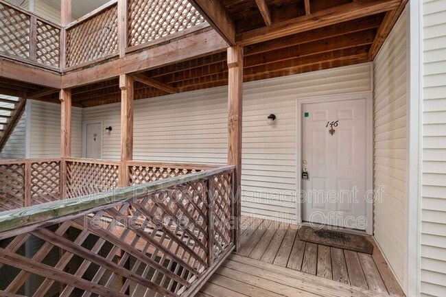 Building Photo - 146 N Timber Dr