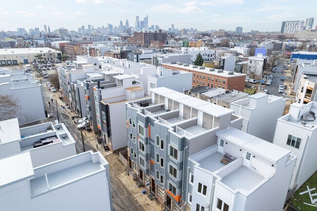 Building Photo - Four Bed Olde Kensington/Fishtown Home