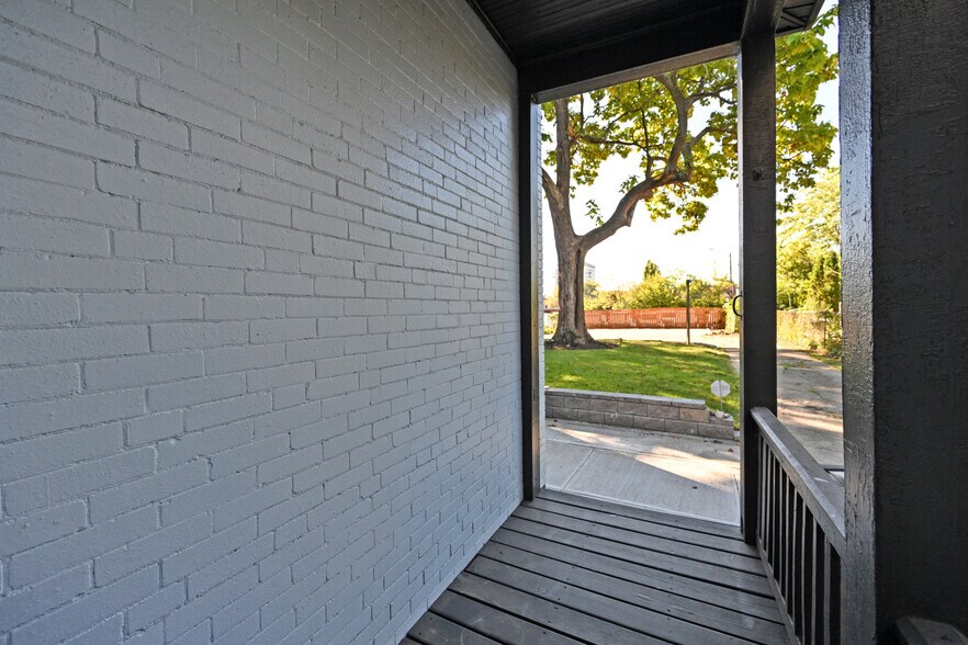 Building Photo - 1415 Locust St