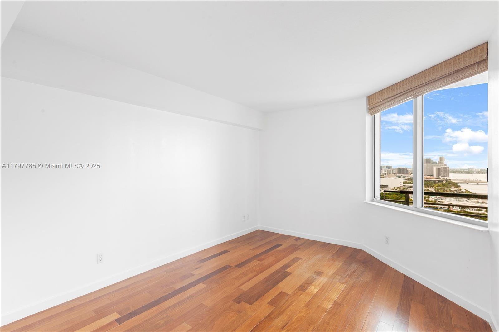 Building Photo - 335 S Biscayne Blvd