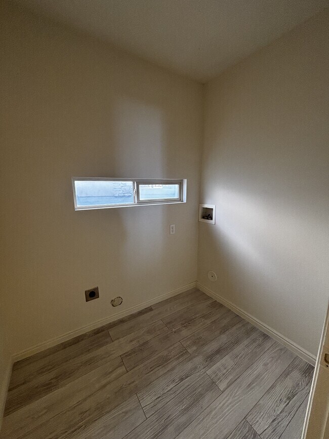 Building Photo - 4815 Levi Ln