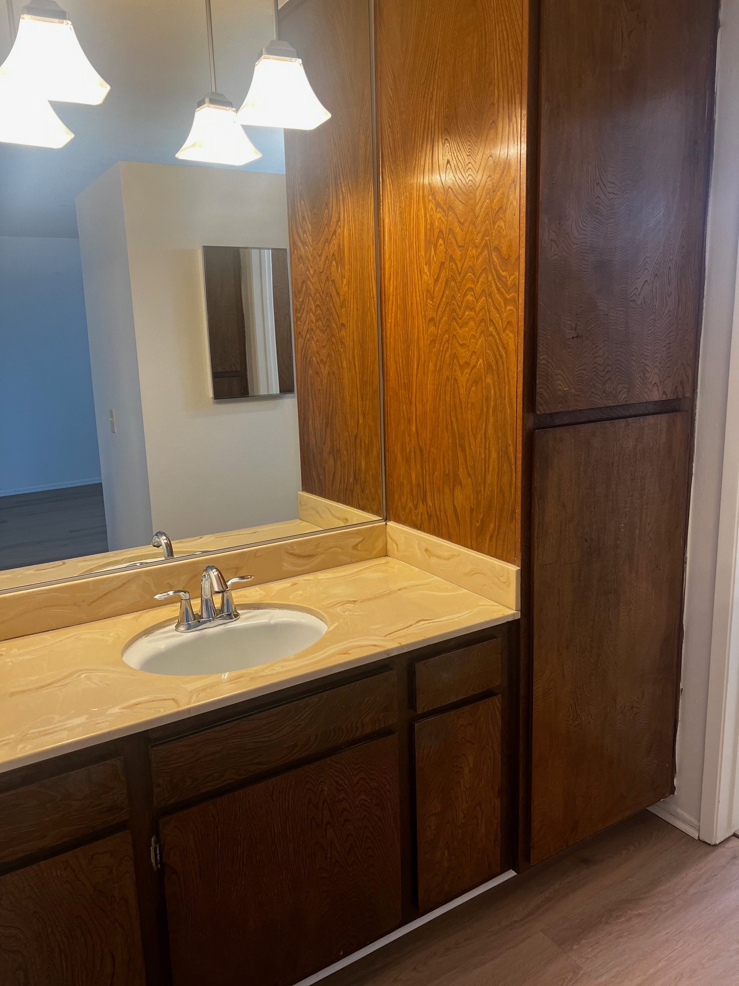 Building Photo - 1132 Meta St