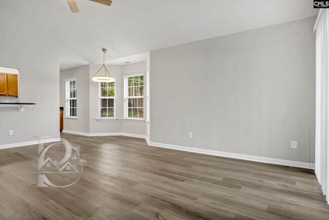 Building Photo - 513 Lanesborough Dr