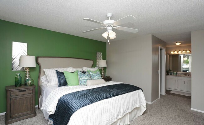 Building Photo - 503 Caledon Ct