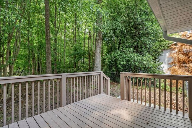 Building Photo - Great Location off of South Holden Road. 3 Bedroom 2 Bathroom Home.
