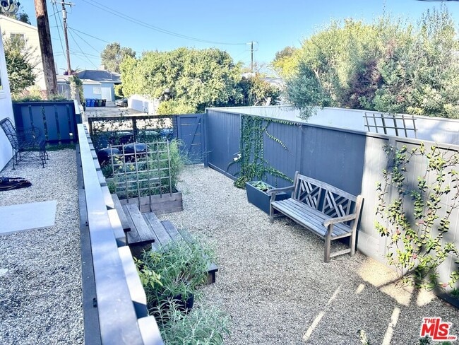 Building Photo - 16017 Ysidro Pl