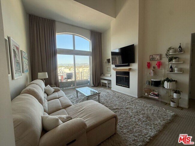 Building Photo - 12222 Wilshire Blvd