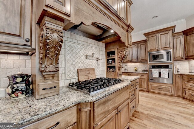 Building Photo - 11037 Estates Cir