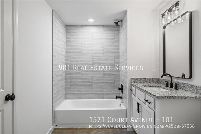 Building Photo - 1571 Court Ave