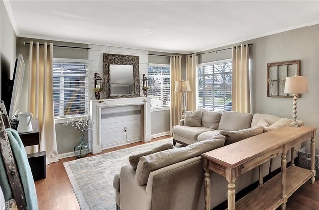 Building Photo - COMING IN JUNE! Location. Character. Charm. This one has it all!