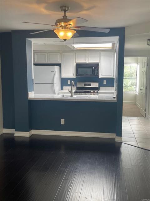 Building Photo - 6933 Sandpiper Pl