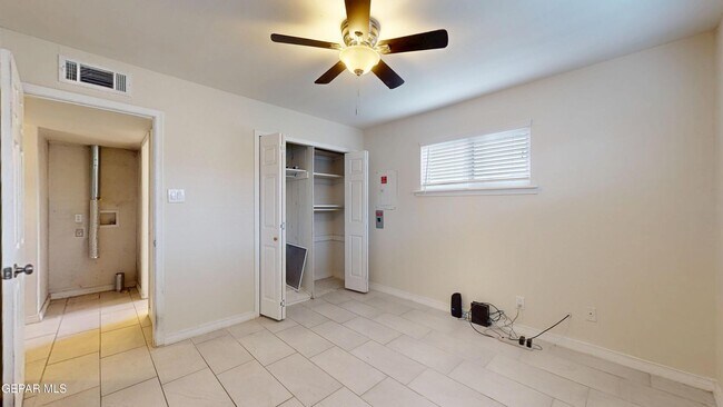 Building Photo - 10308 Windsor Dr