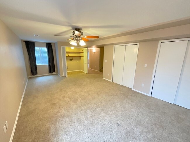 Building Photo - 4 Bedroom Home Available Near Constitution...