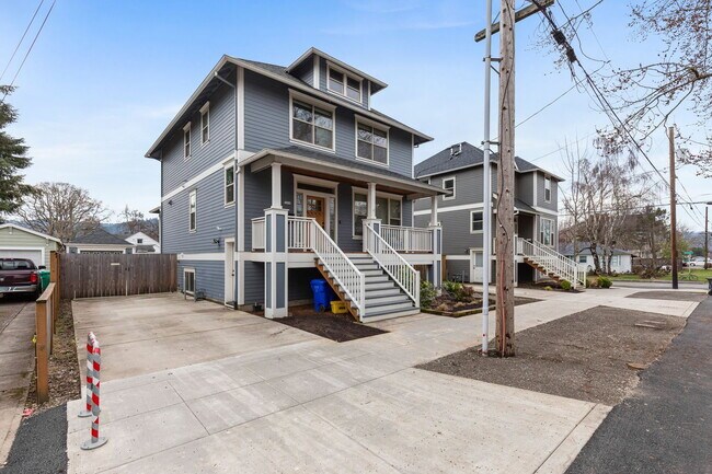 Building Photo - 7676 N Decatur St