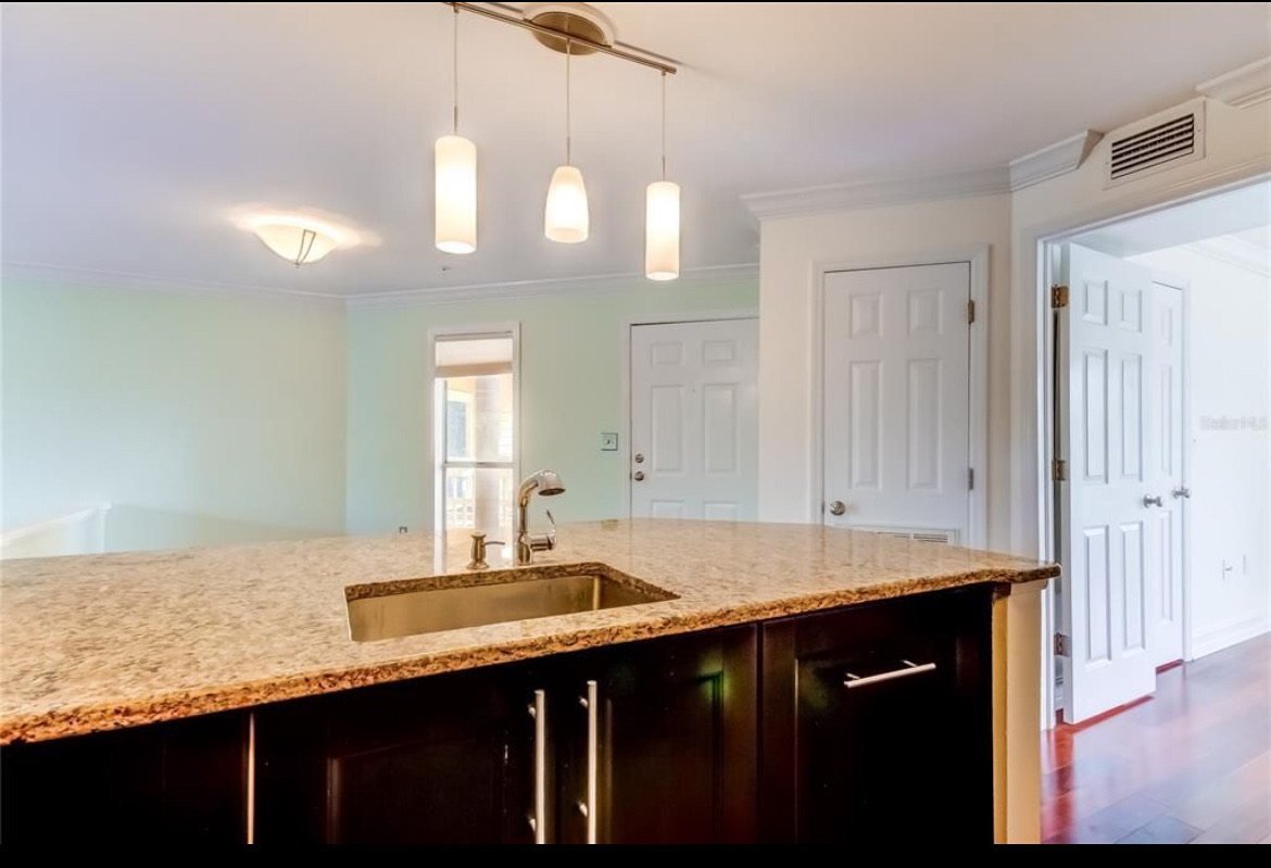 Building Photo - 115 112th Ave NE