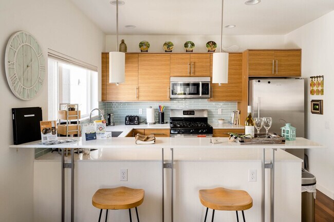 Building Photo - 3066 63rd Ave SW