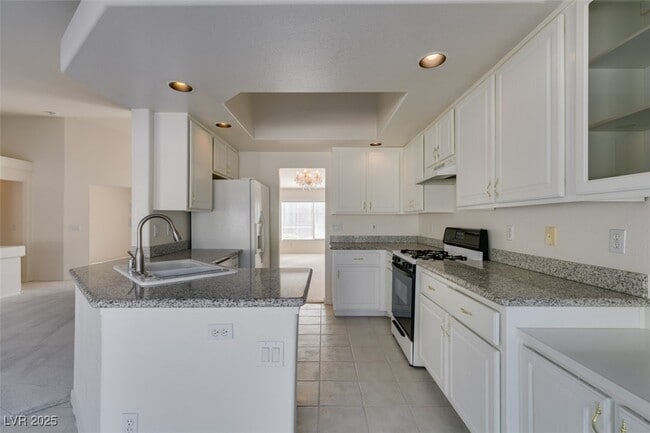 Building Photo - 1682 E Graystone Canyon Ave