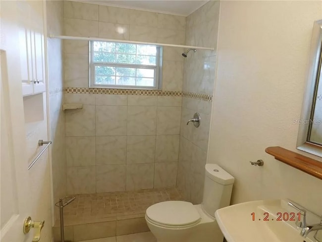 Building Photo - Charming 3-Bedroom Home with Modern Upgrades and Bay Views