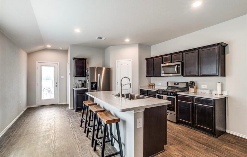 Building Photo - 13944 Great Pnes Ct