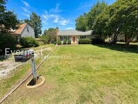 Building Photo - 7731 Drexelbrook Rd