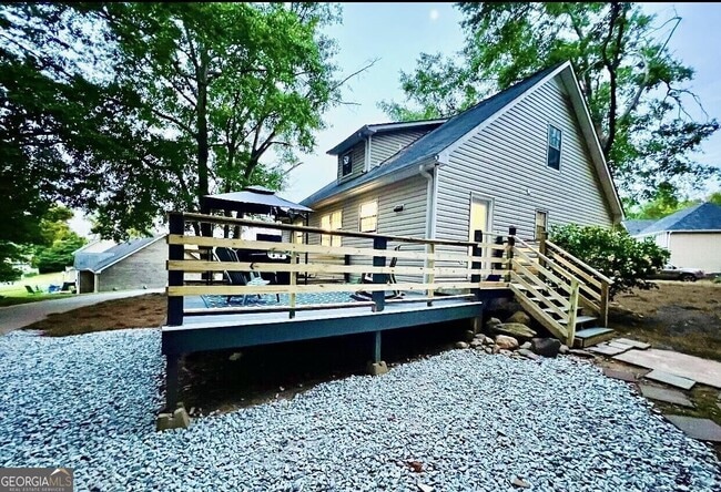 Building Photo - 410 Invector Ct