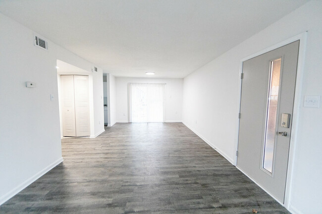 Living Room - Hillcrest Townhomes