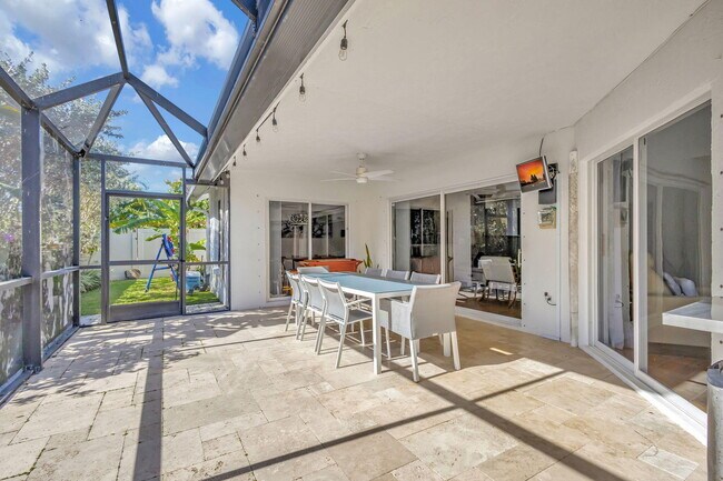 Building Photo - 2470 Sandstone Ct