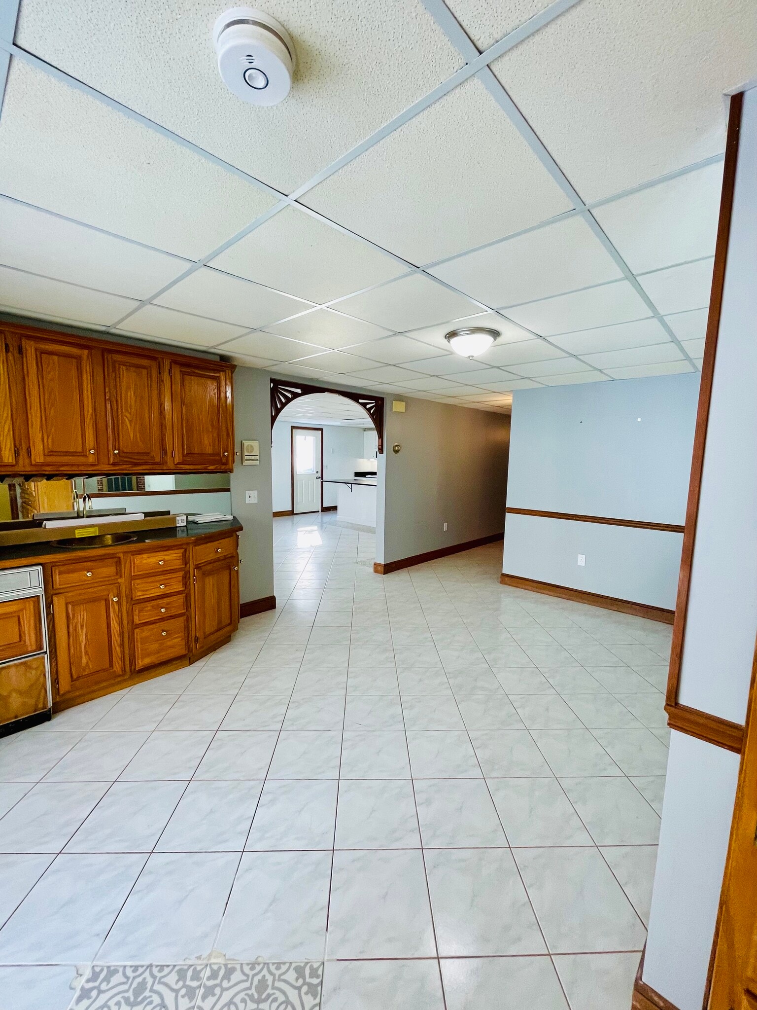 Building Photo - 178 Andover St