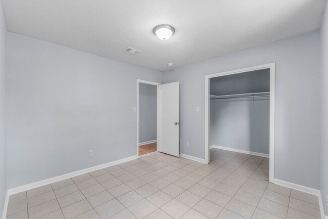 Building Photo - 7468 Brightwood St