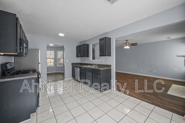 Building Photo - 7227 Teakwood Pl