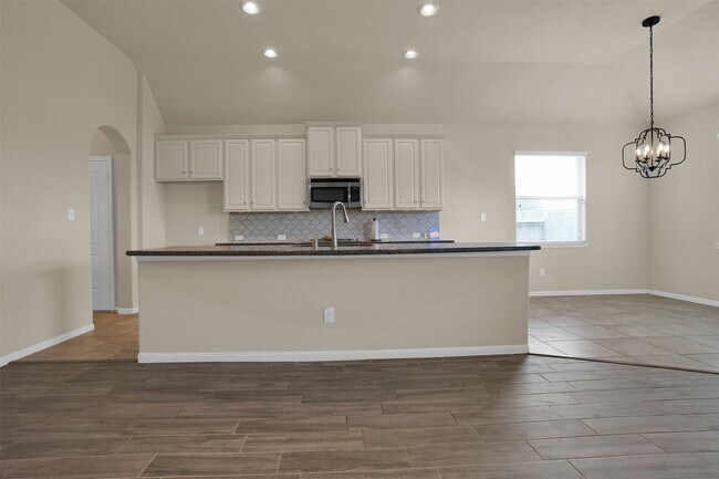 Building Photo - 9142 Monarch Field Ln